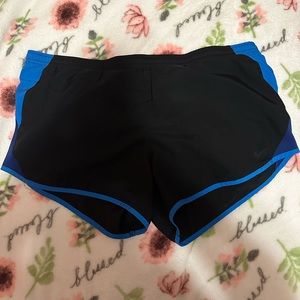 Nike woman shorts